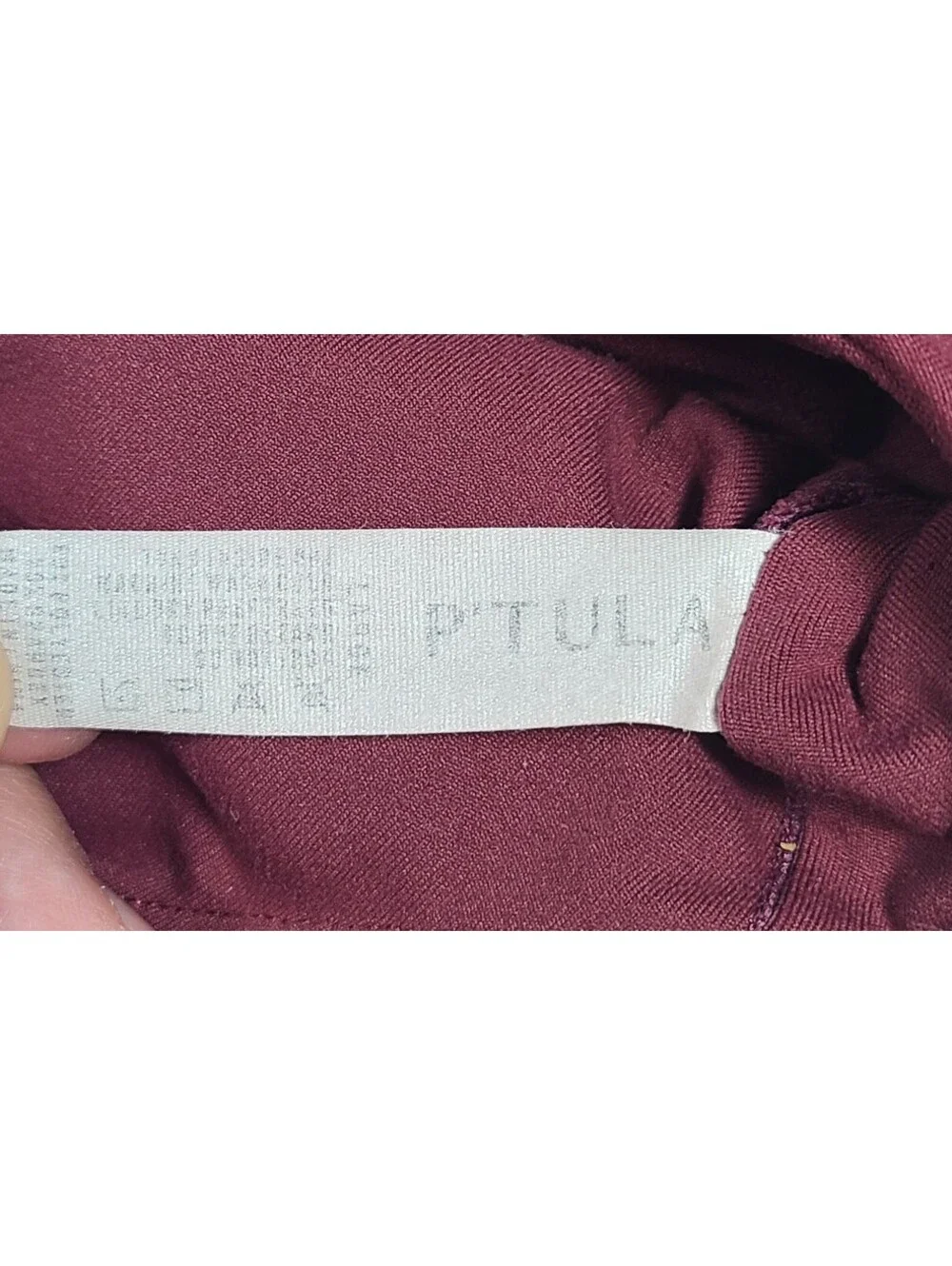 Ptula Burgundy Cross-Strap Sports Bra size Large
